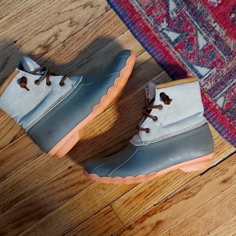 Sperry girls duckboots/rain boots size 4